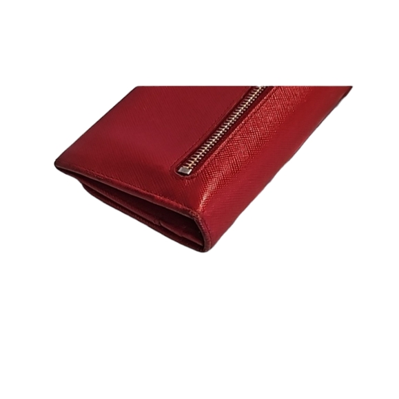 Prada Saffiano Fiocco Ribon Bifold Wallet. - Picture 9 of 16